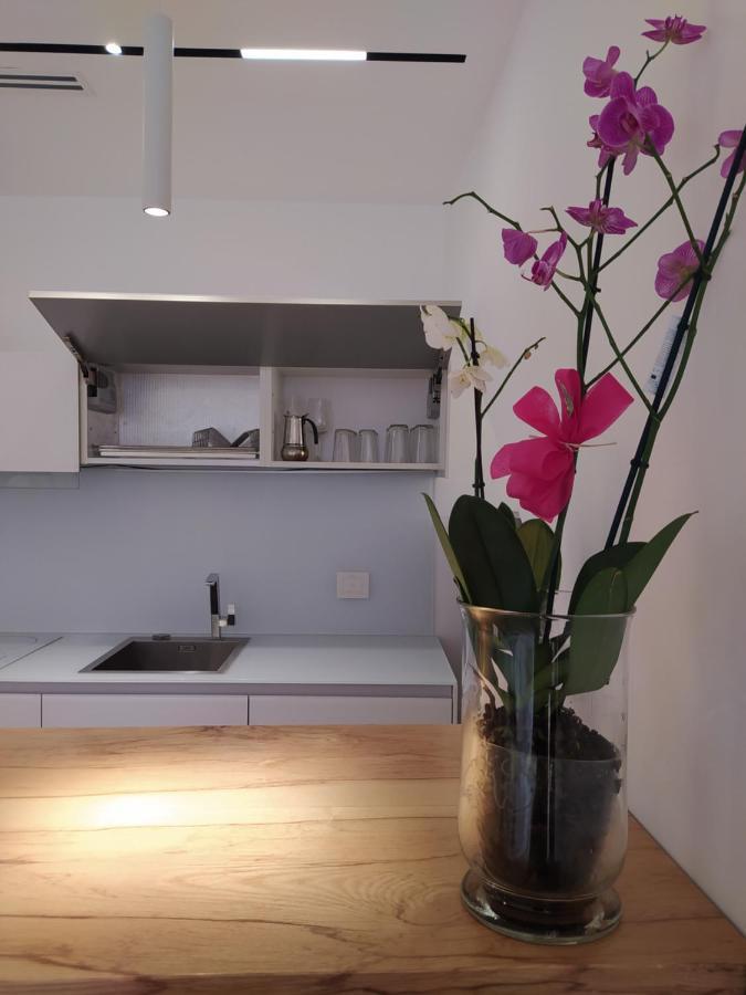 Casa Bianca - Luxury With Balcony In The City Centre Taormina Esterno foto